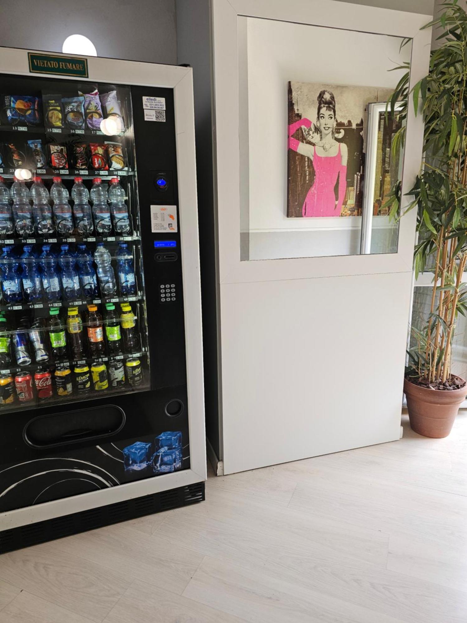 Aparthotel Victoria Royal Garden Como Zewnętrze zdjęcie