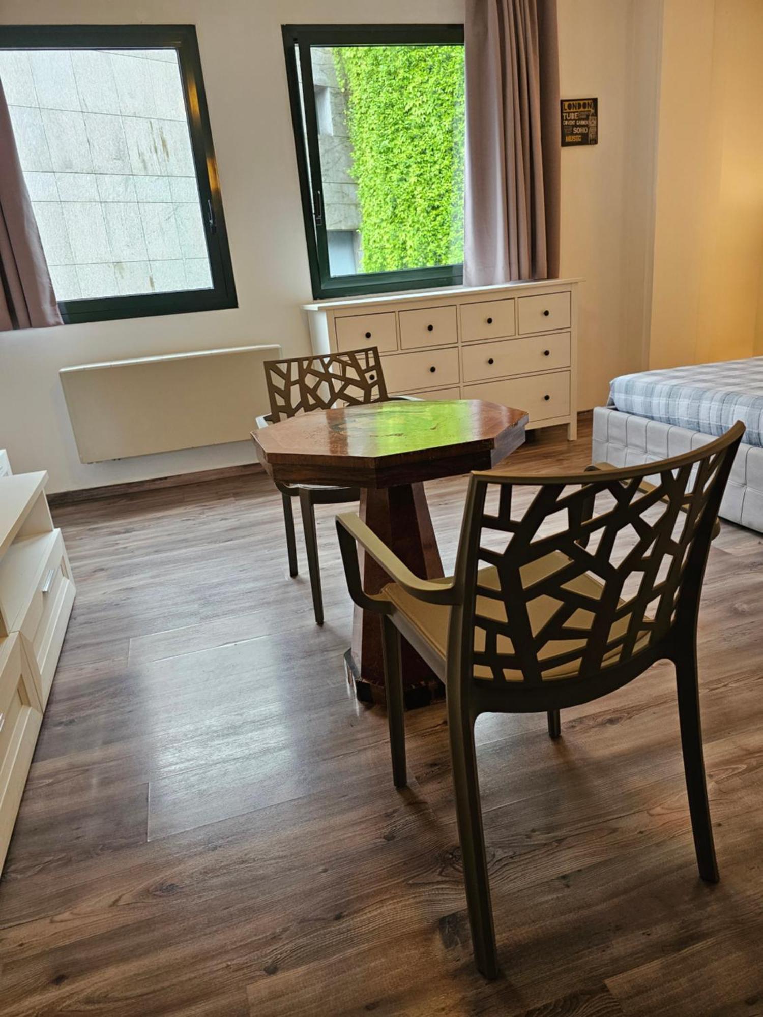 Aparthotel Victoria Royal Garden Como Zewnętrze zdjęcie