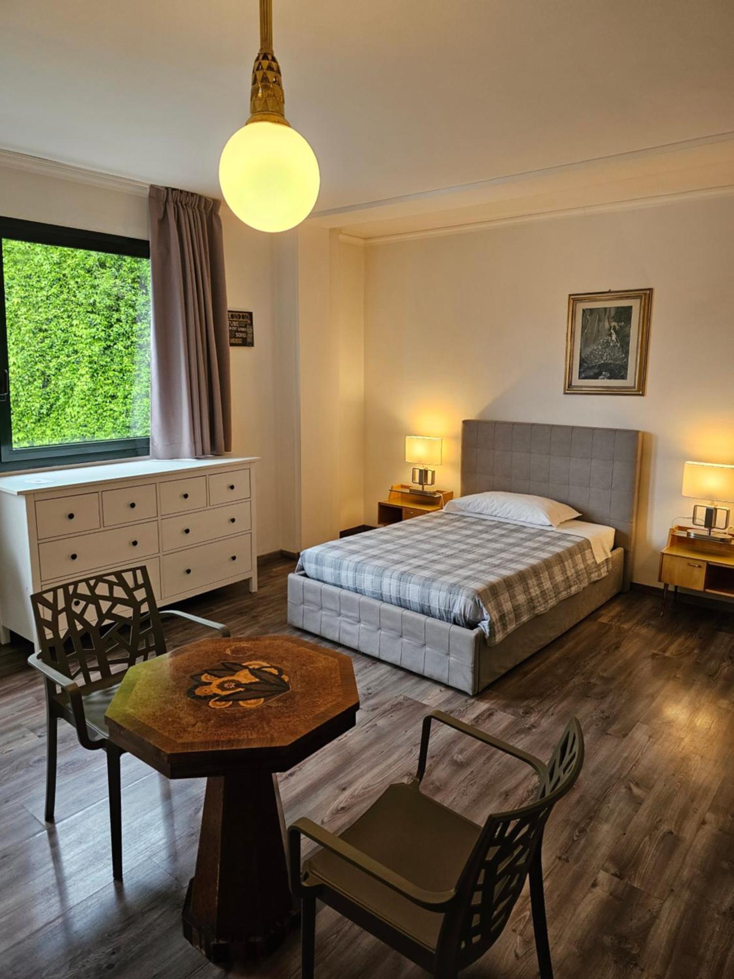 Aparthotel Victoria Royal Garden Como Zewnętrze zdjęcie